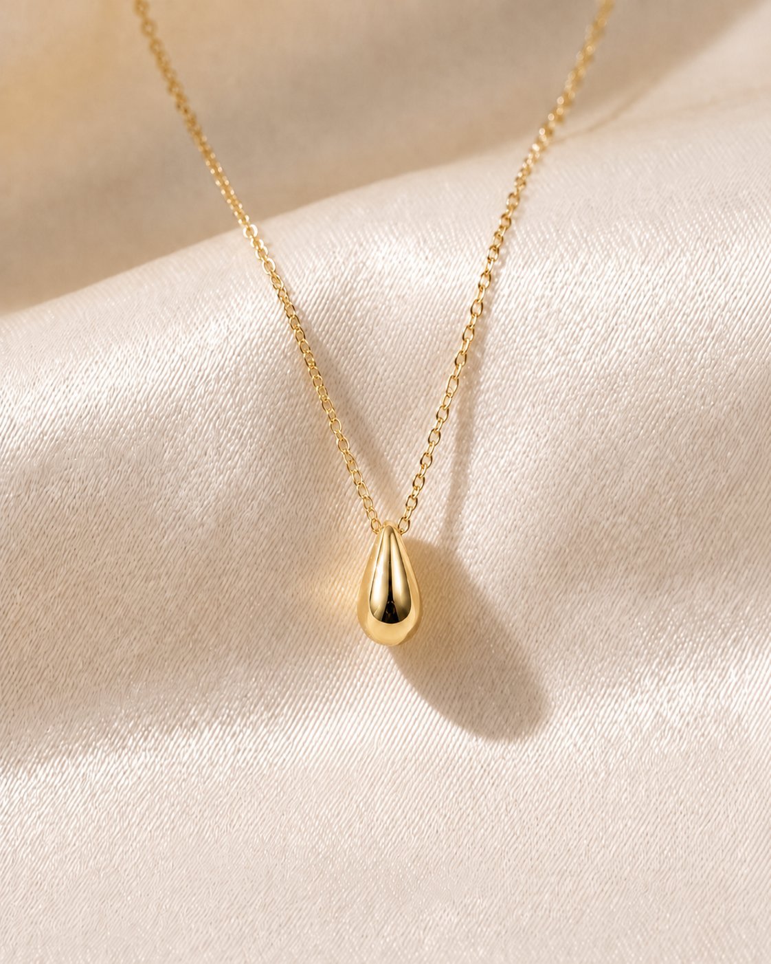 Aurelia Glow Necklace - Image 5