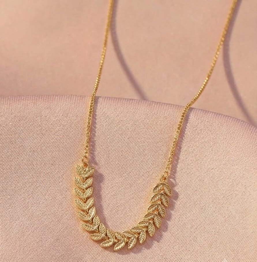 Aurelia Feather Necklace - Image 5