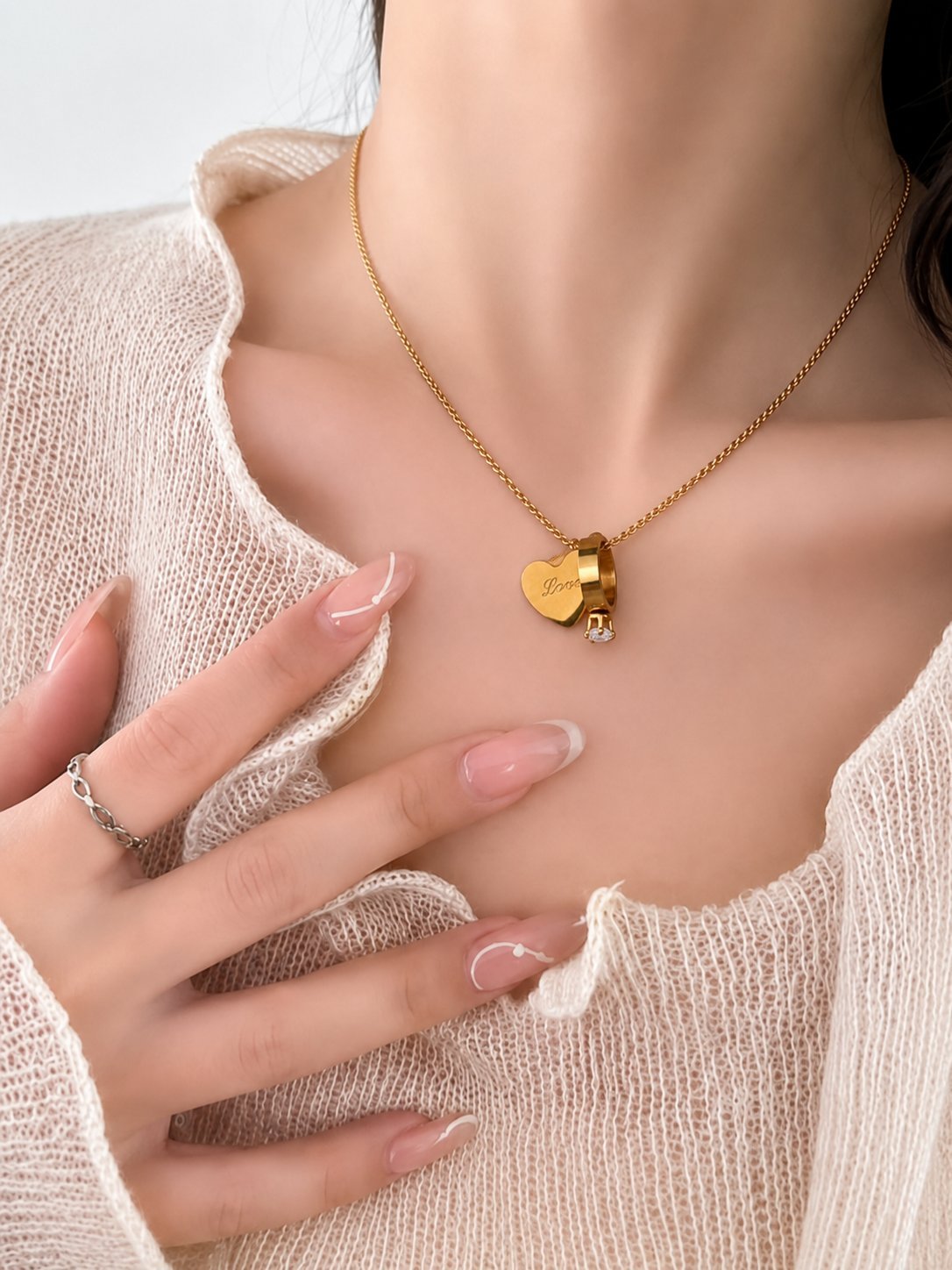 Love Realm Necklace - Image 4