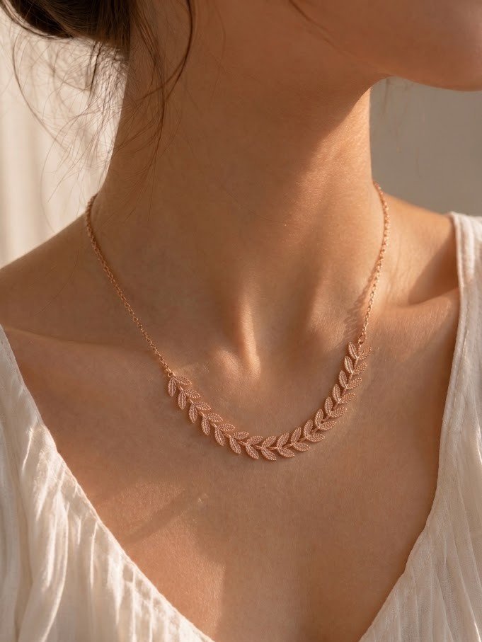 Rosé Feather Necklace - Image 5