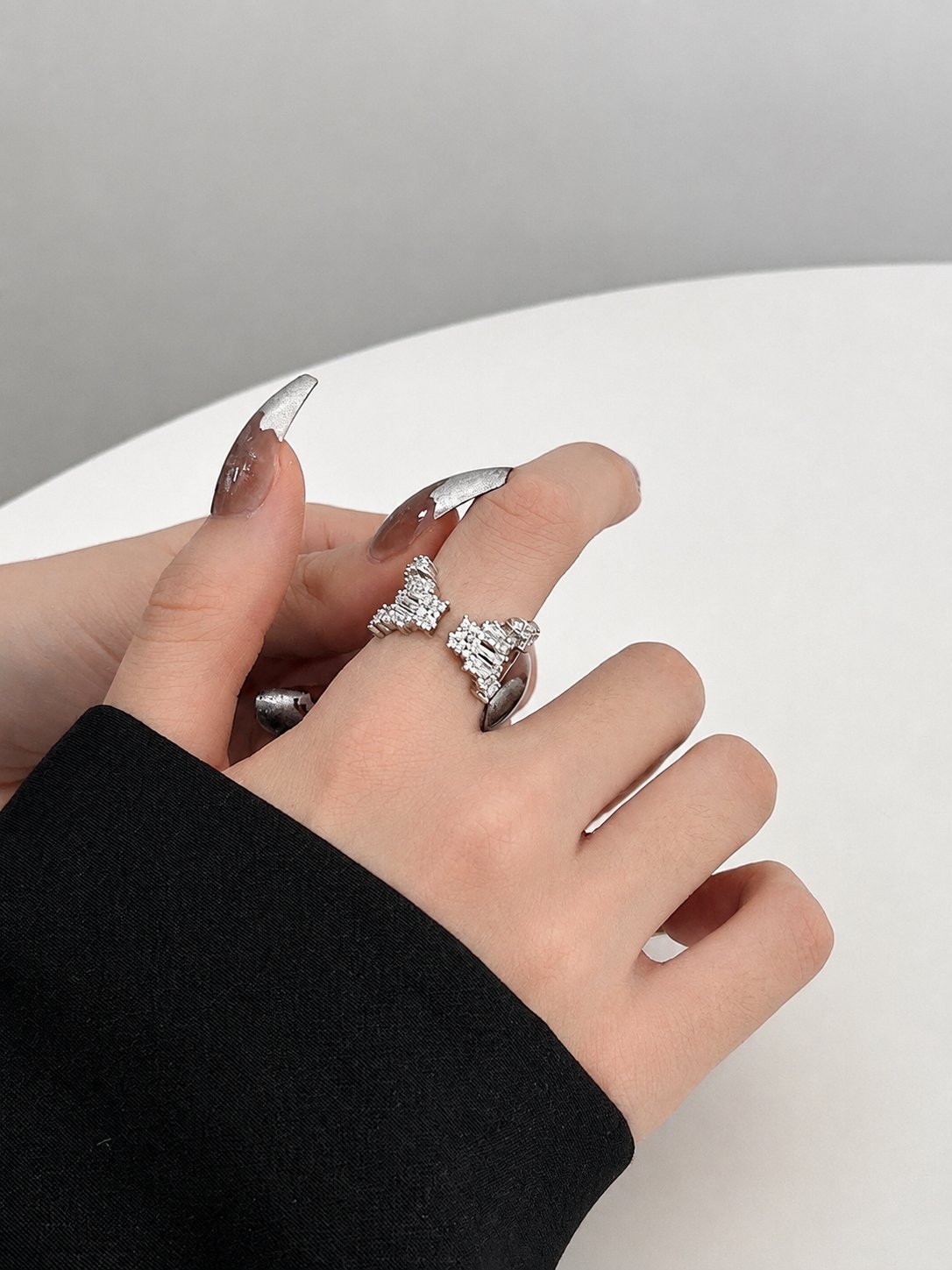 Ice Leaf Ring - Image 4