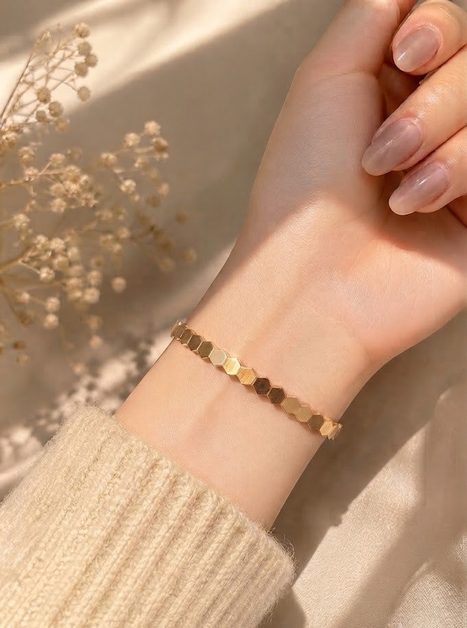 Prismatic Light Bracelet - Image 3